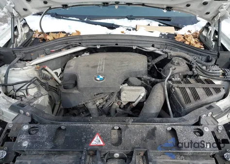 2013 BMW X3 xDrive28I z USA, uszkodzony, nr VIN 5UXWX9C59D0A13421